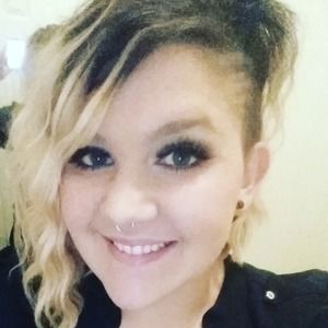 Meet your Posher, Brenna